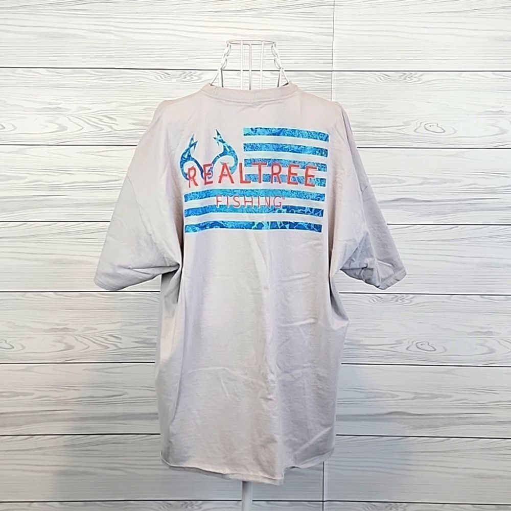 Realtree fishing graphic Men's Classic tee - grey Size 3XL